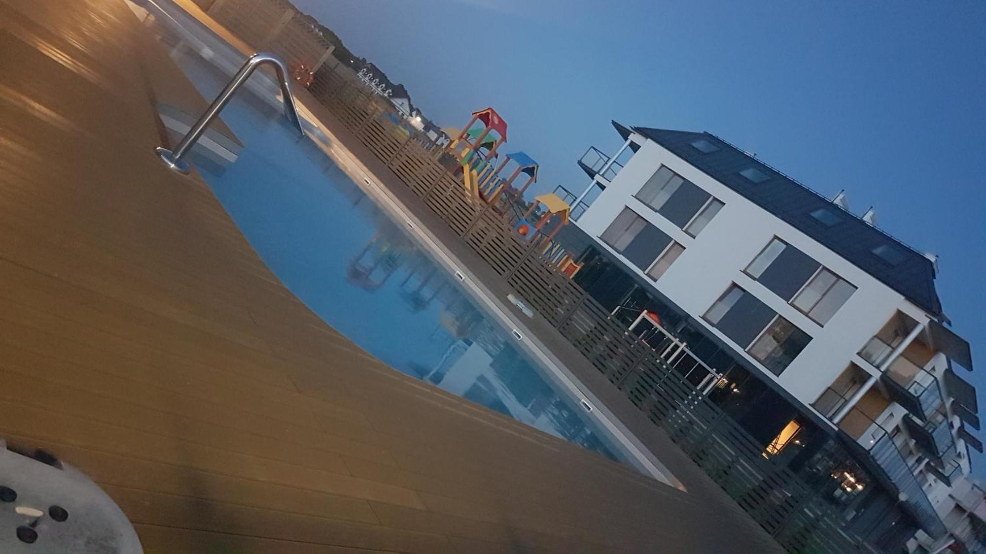 Apartamenty Przystanek Plaza Sarbinowo Exterior foto